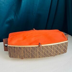 Vintage Mid Century Salton Hotray Automatic Bun Warmer WB-5 Orange